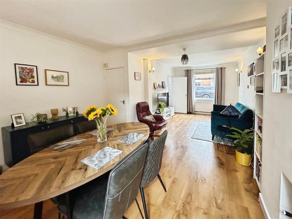 8c4e91a5-3-4A99-ADEA-4E57BAE7B07E-2291-000000E760F