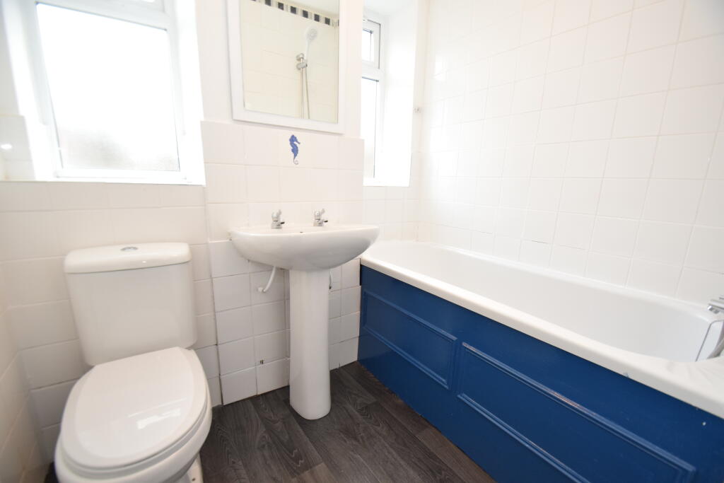 Bathroom .JPG