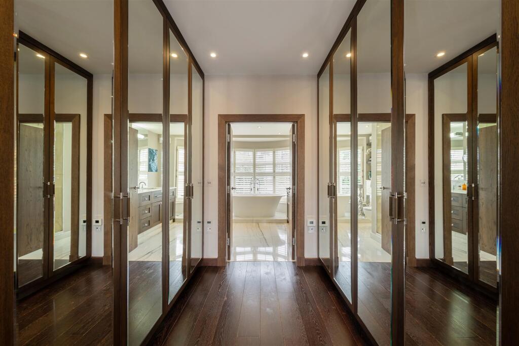 2 Ovington Street Hi-30.jpg