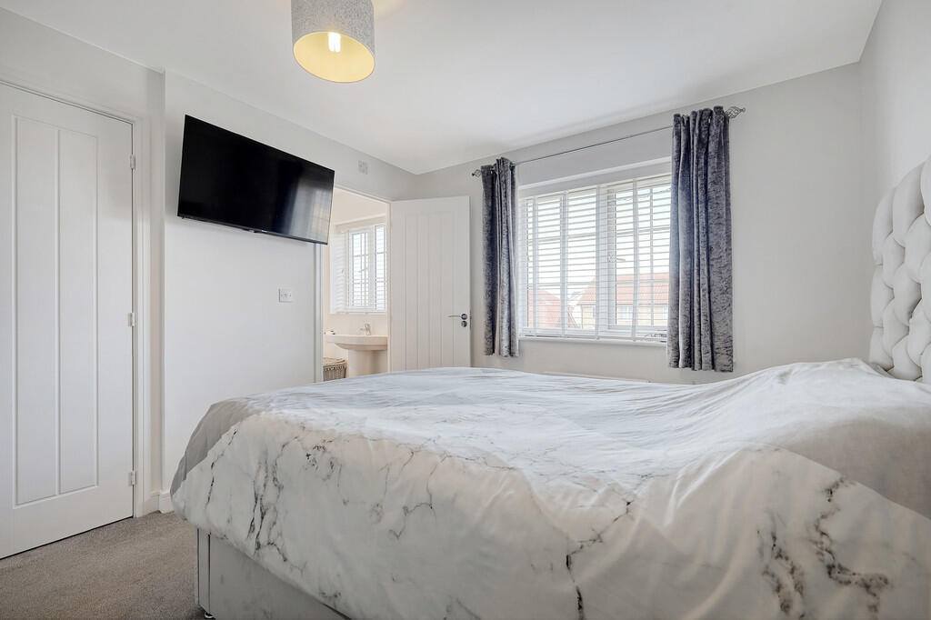 70 Kingfisher bed...