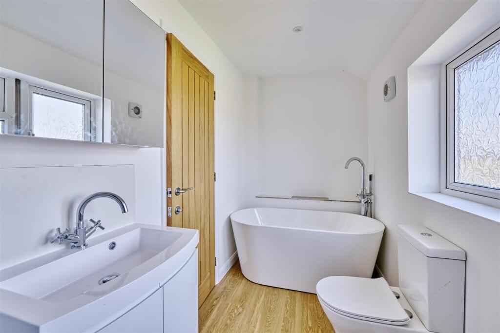 04-09-24-7 Townsend Court Upper benefield-61_HDR.j