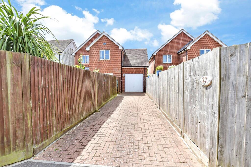 Driveway/Parking