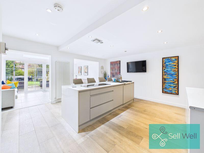 Open-Plan Kitchen &amp; Living
