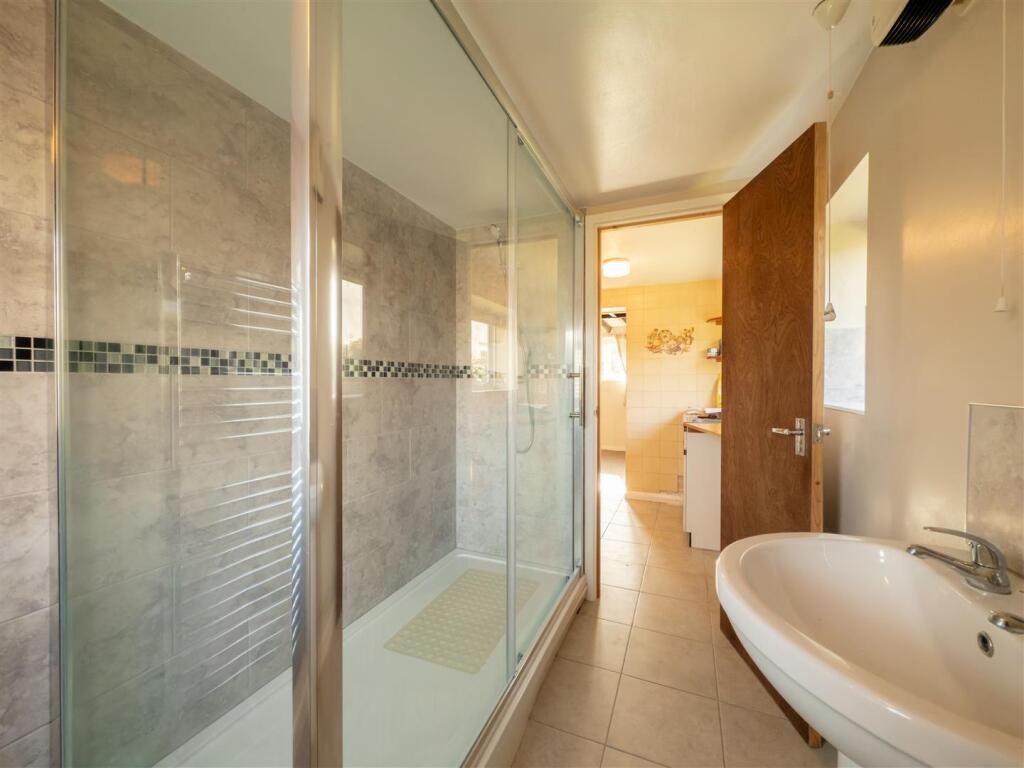 20250307110530 - IMG_4673 - 124 The Green, Wickham