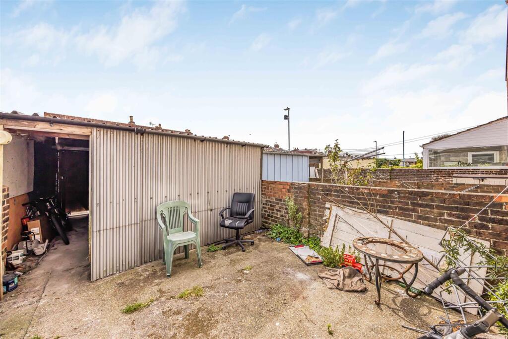 66 Manners Road, Southsea-Small-PorticoMarketing-N