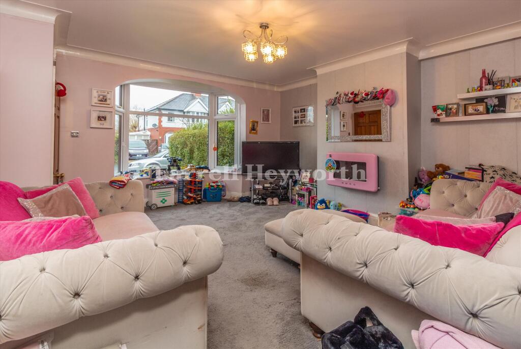 Lounge image 2