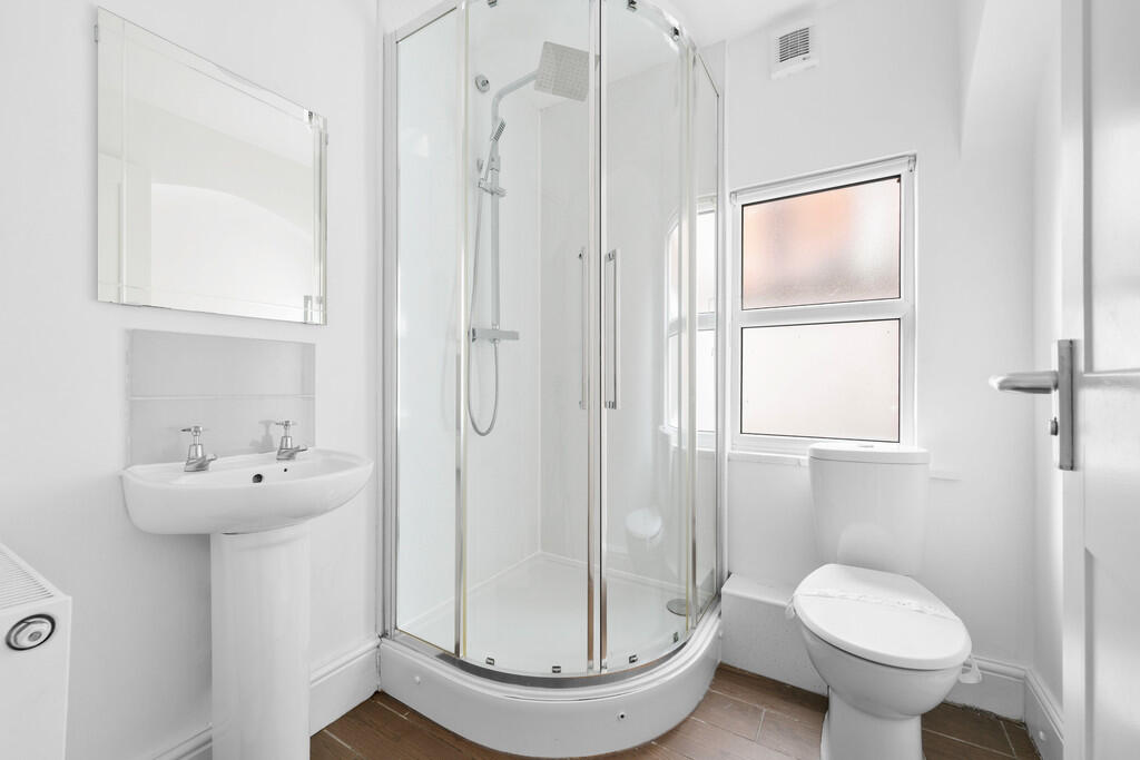 19 West Lorne Str...