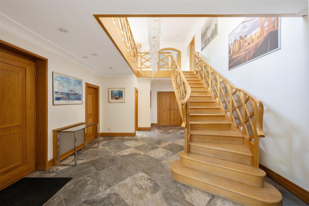 1 Abbey View Hi-13.jpg