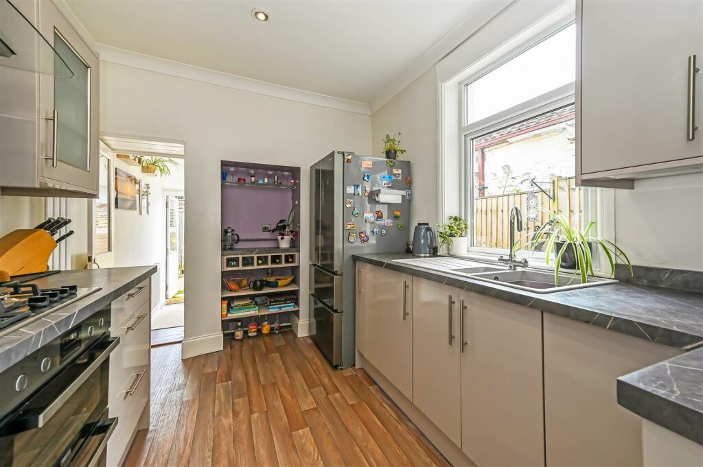 Kitchen to Rear.jpg
