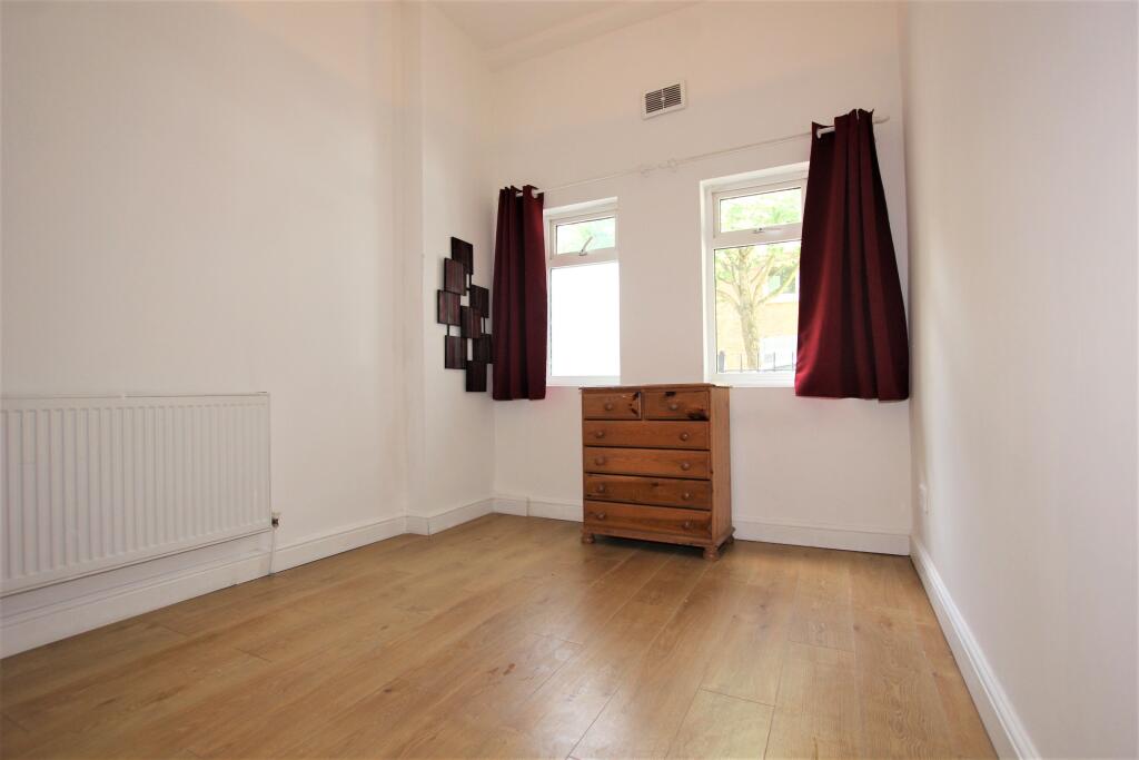Bedroom.JPG