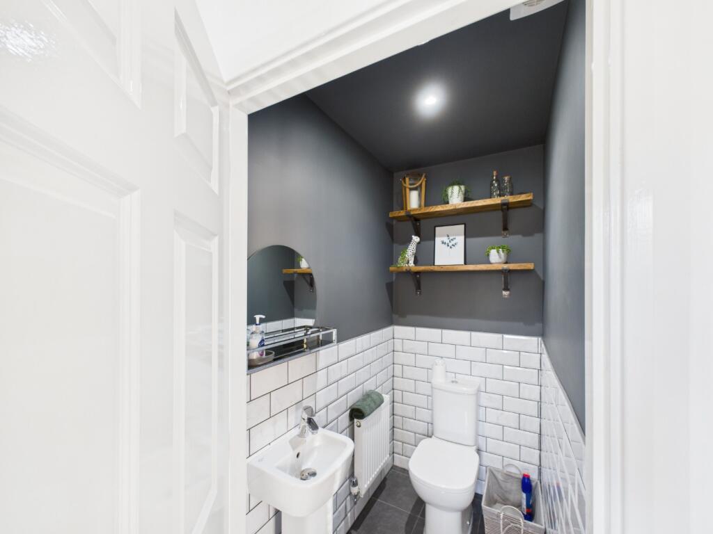 Grosvenor Road, Kingswood, HU7 3FD