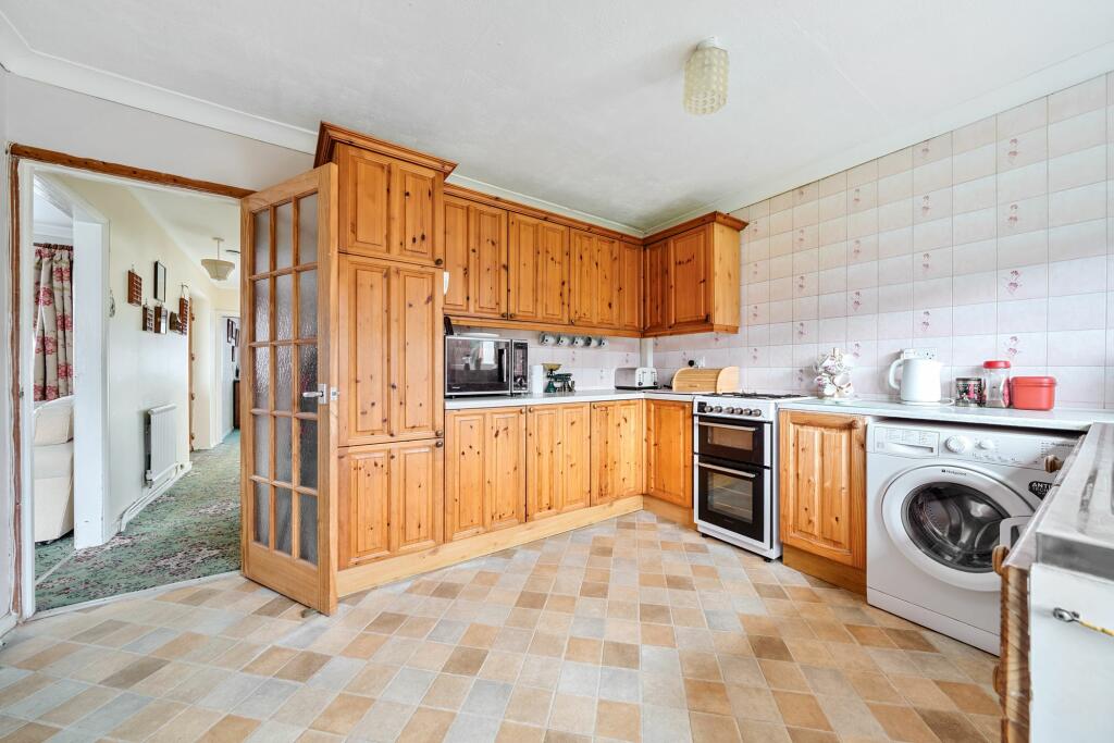 Kitchen (1)