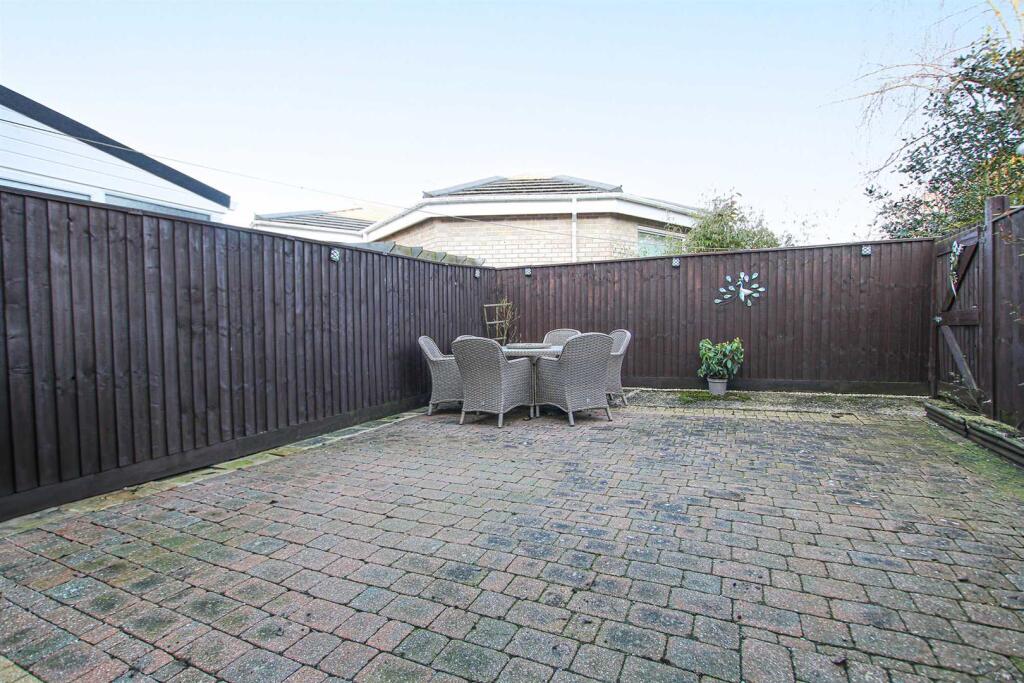 IMG_8662gdn.jpg