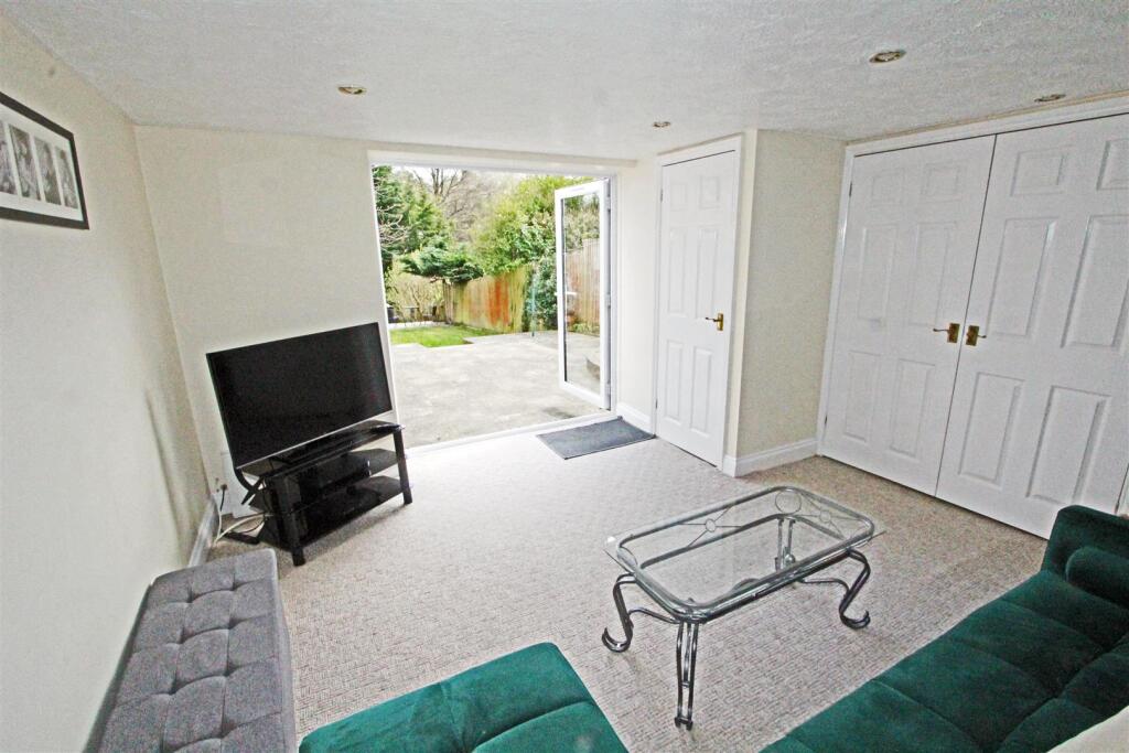 IMG_5023 family room doors.jpg