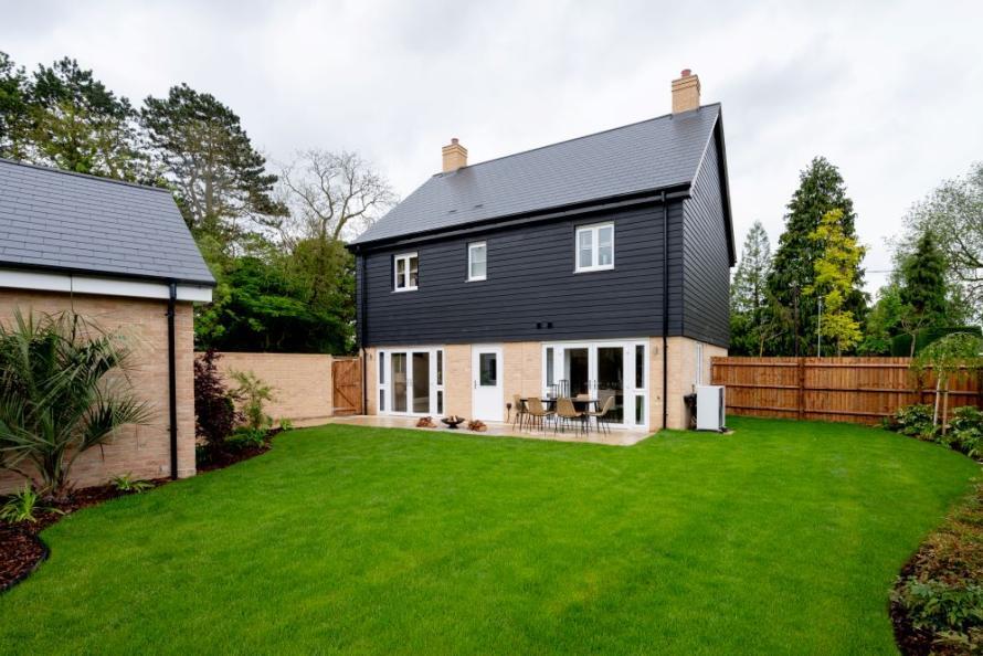 The Wren, Number 1 at Farehurst Park -