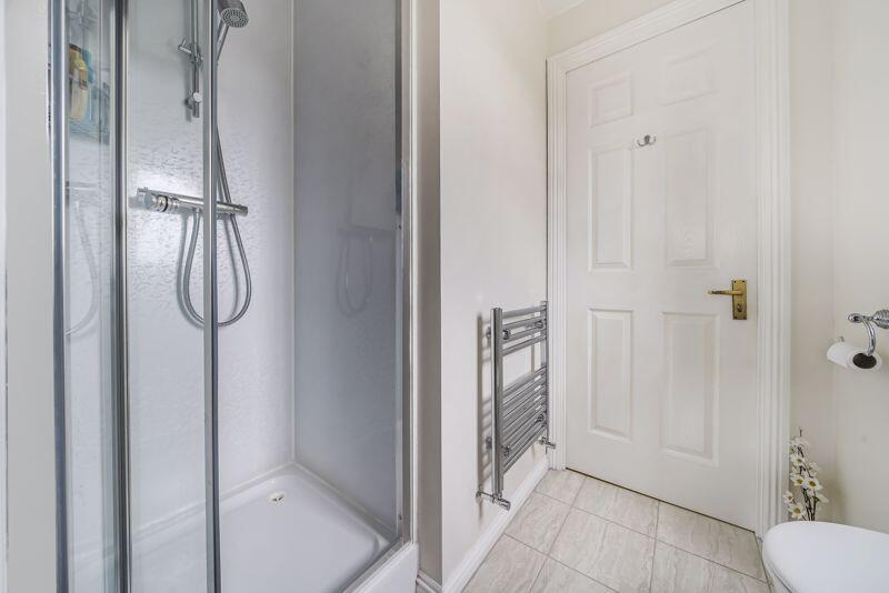 Jack &amp; Jill En Suite