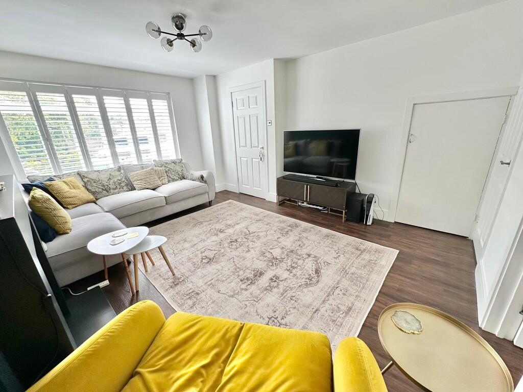 IMG-20250623-WA00...