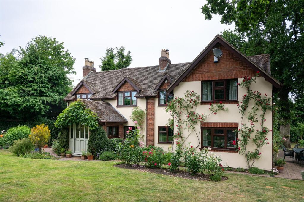 Mustow Green Kidderminster 1.jpg