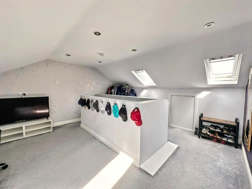 WhatsApp Image 20250729 at 091624_50757f47.jpg