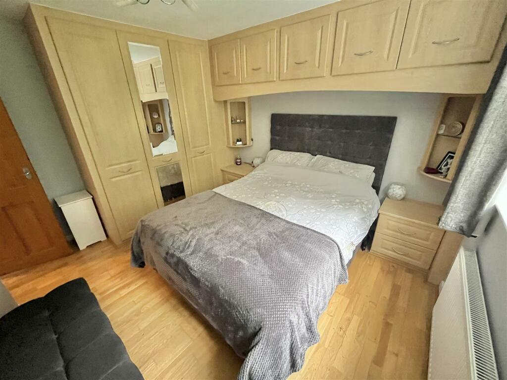 Bedroom 1 Aspect 2