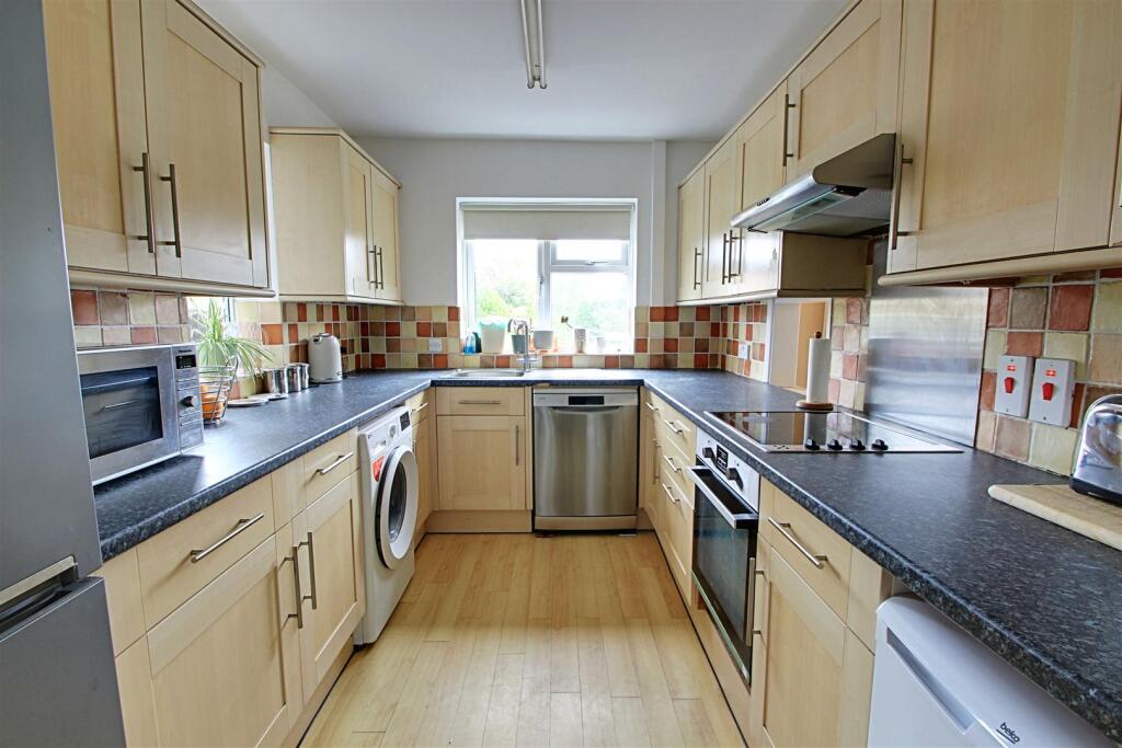 Kitchen.jpg