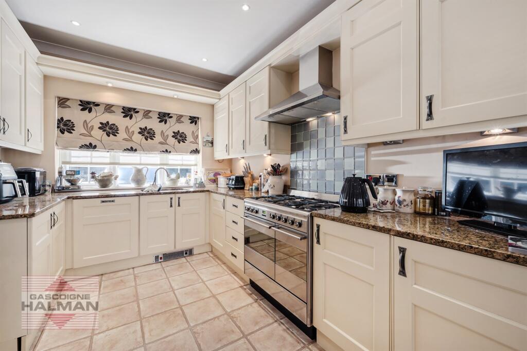 Breakfast Kitchen