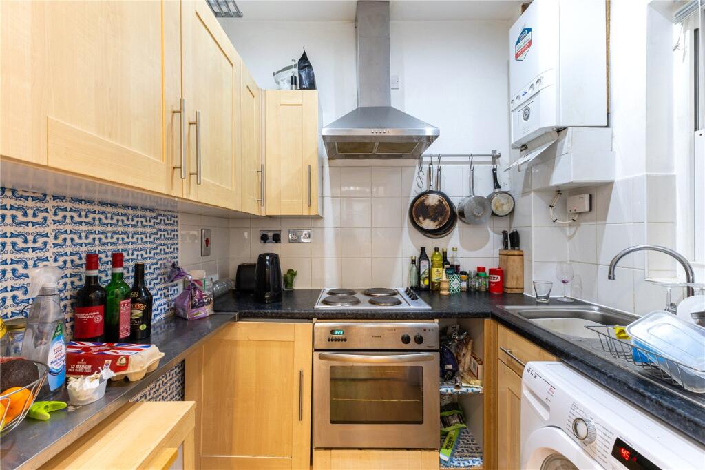 Reception/Kitchen