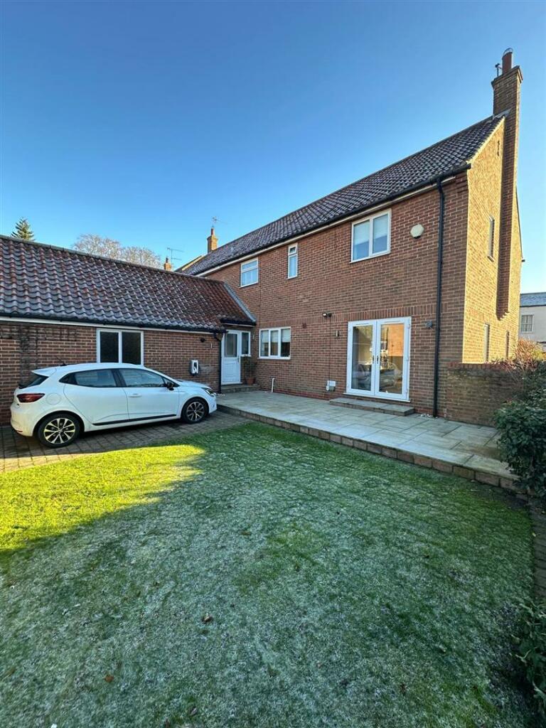 Rear External