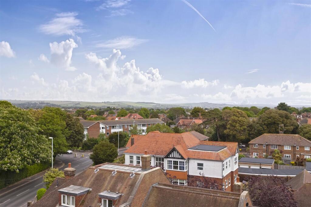 Westbury Court_2.jpg