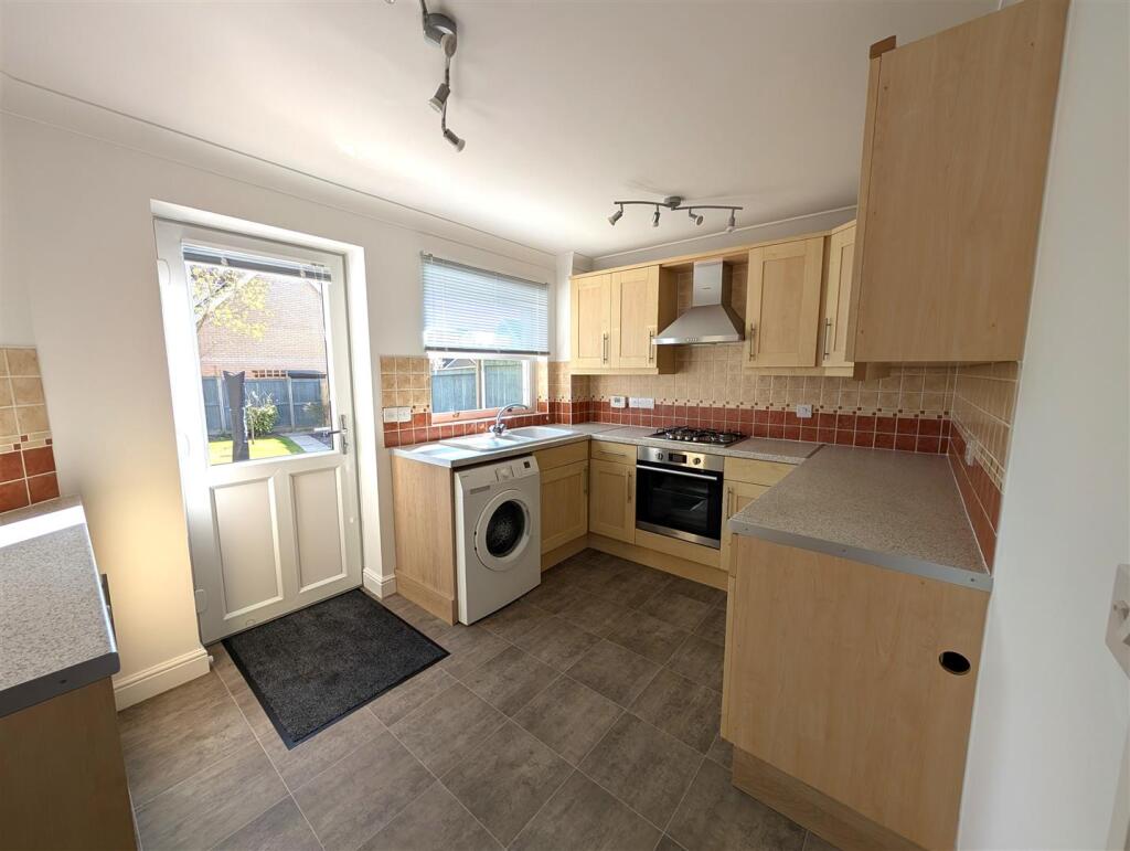 Kitchen 1