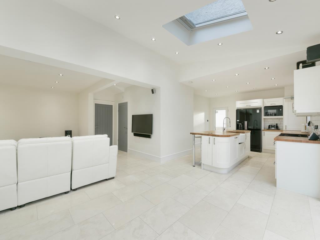 Breakfast Room - 14 Ashcombe.jpg