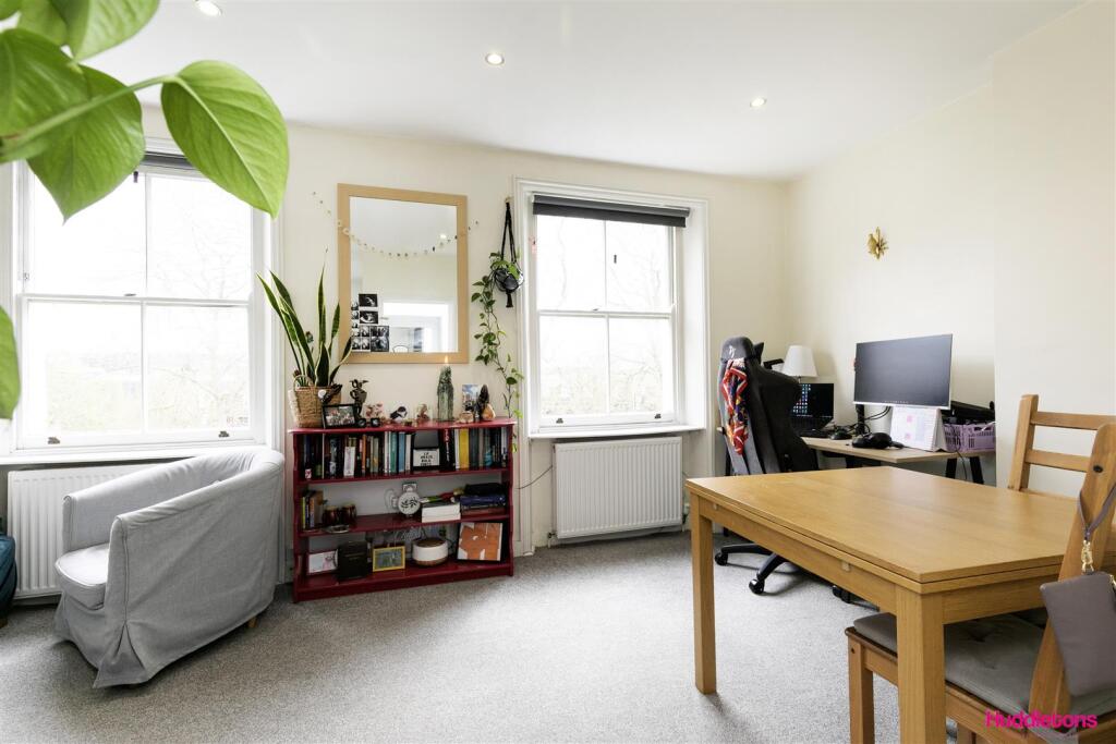 56D Oakley Square -3.jpg