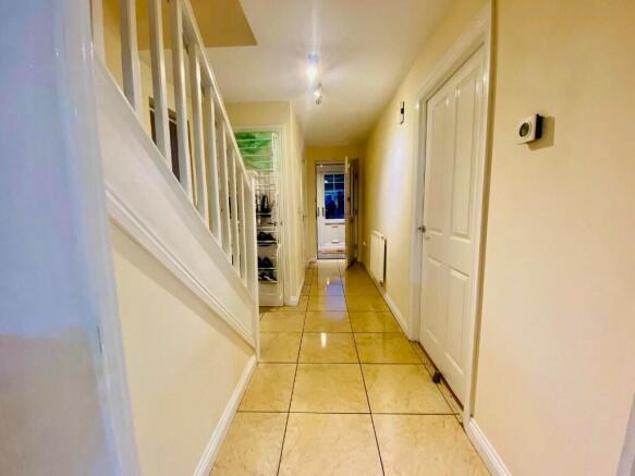 NAREL HALLWAY.jpeg
