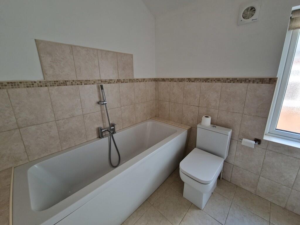 Upstairs bathroom...