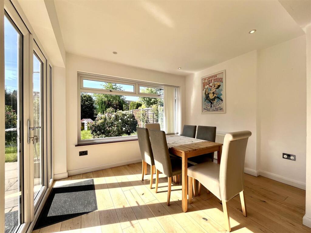 Dining Area Aspect 2