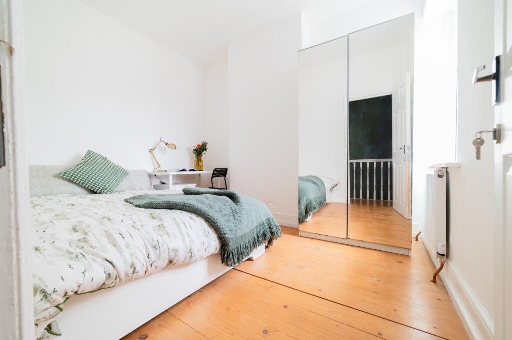 Call 02920 454555 to secure your viewing_22