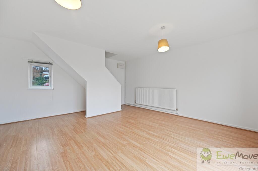 RCEWE- 29 high street- reception 6 (1)