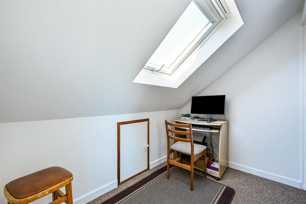 Loft room.jpg