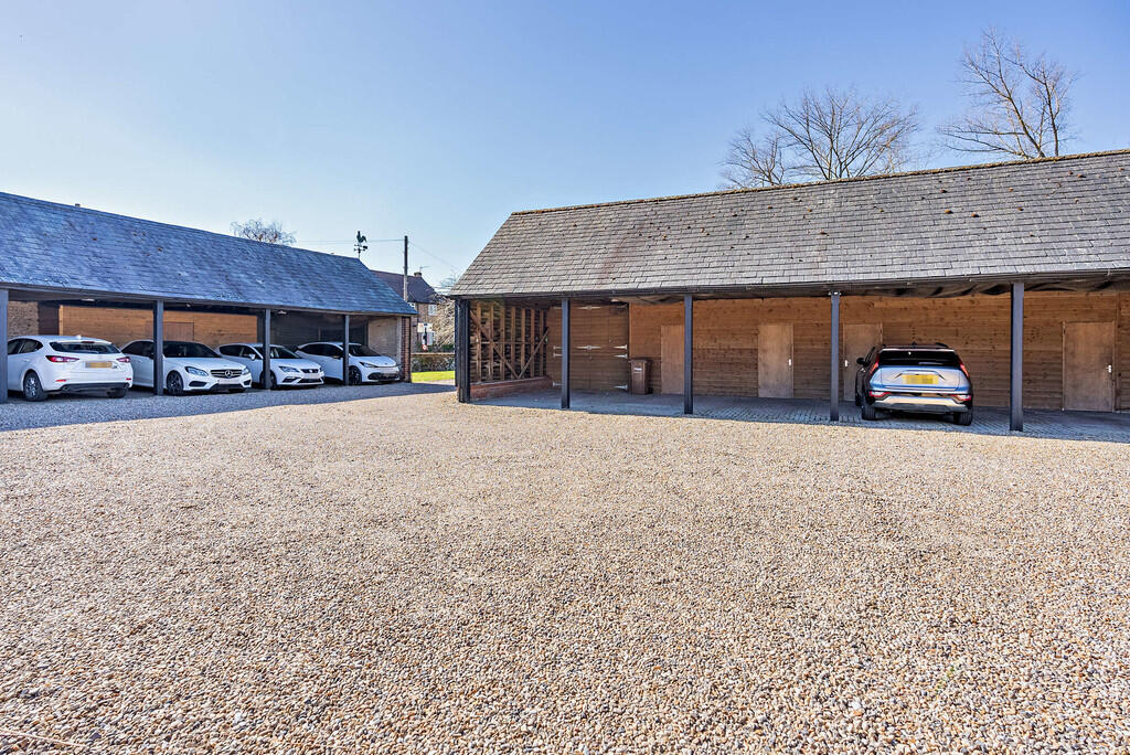 8640015-exterior2...