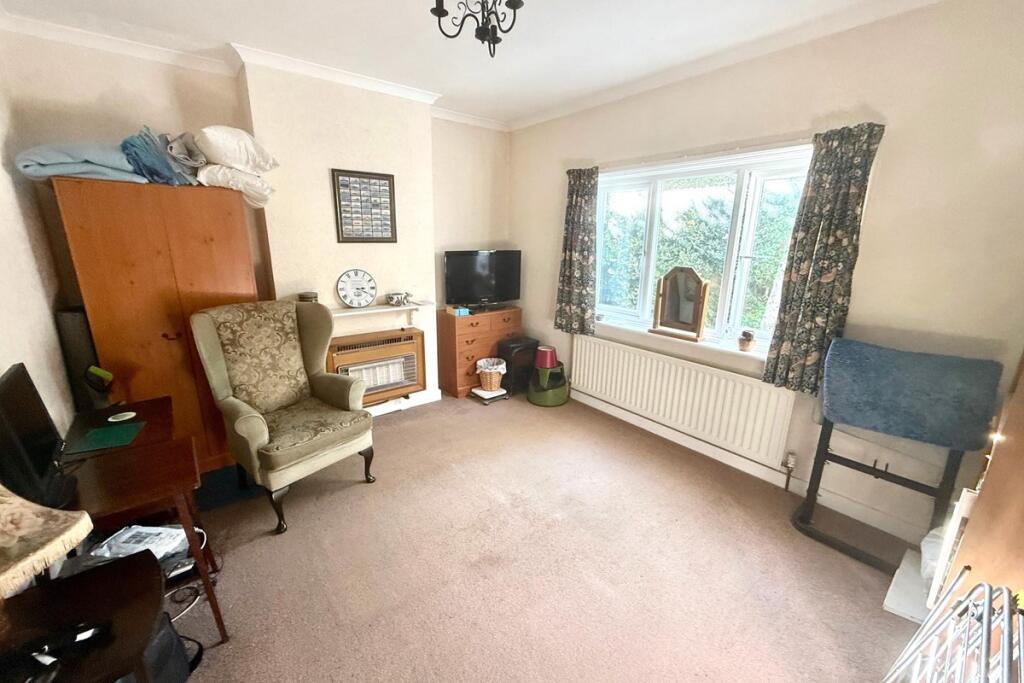 Sitting Room/Bedroom