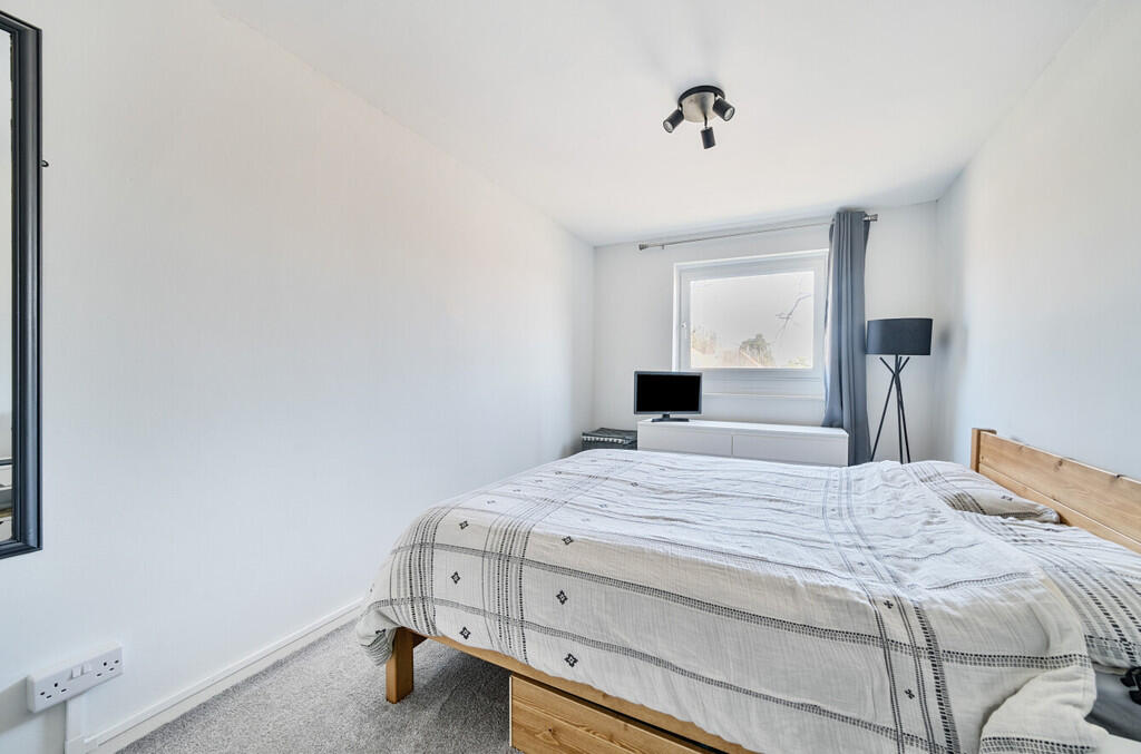 BEDROOM1-1