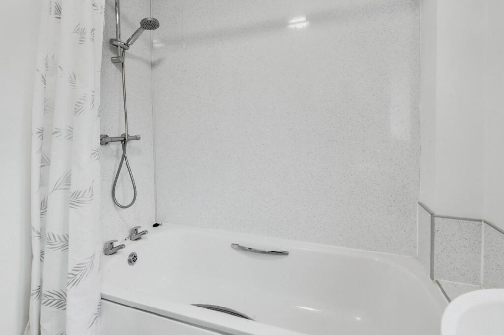 67 Mowlands Close, Sutton-In-Ashfield, Nottinghamshire, NG17 5GH