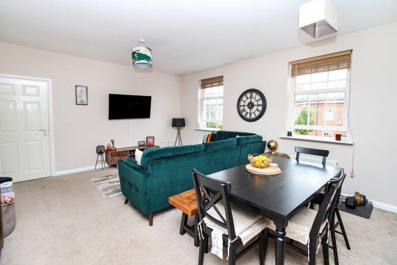 Living Room/Diner