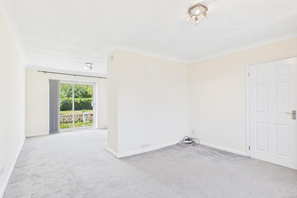 EweMove Spalding - Living Room - Dining Room