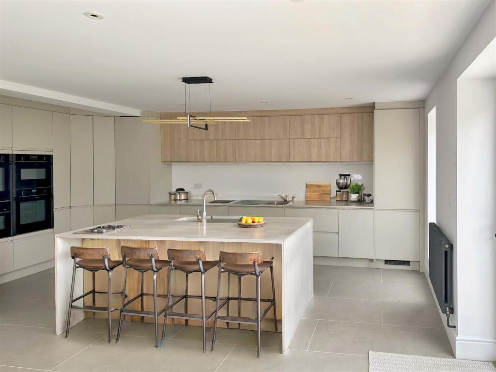 Kitchen-Island.jpg
