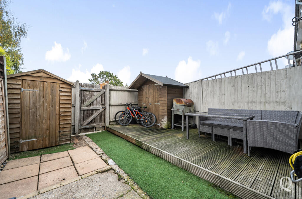 24225f58-9fee-417...