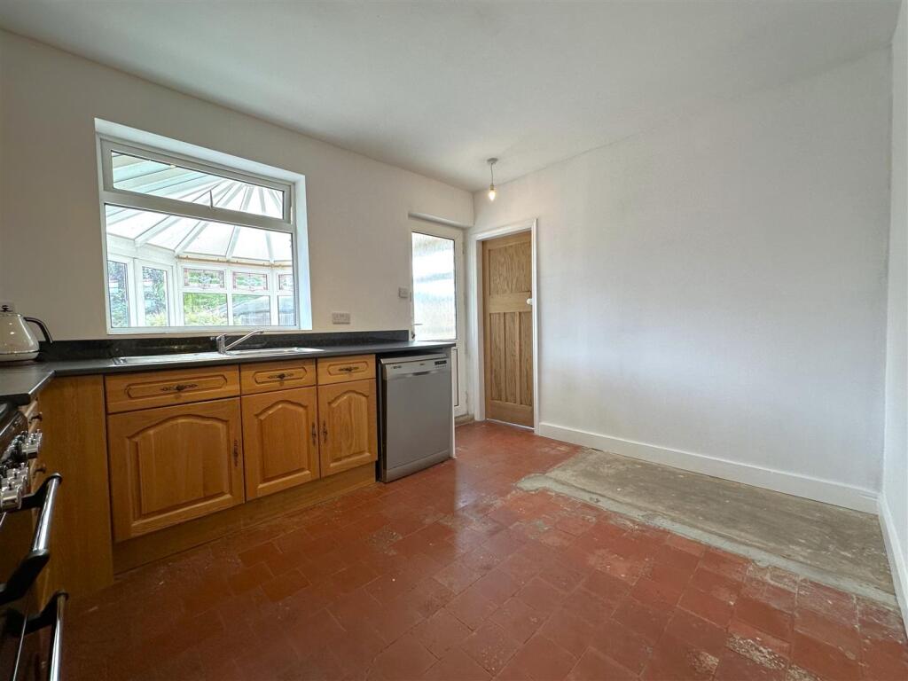 Dining Kitchen 871