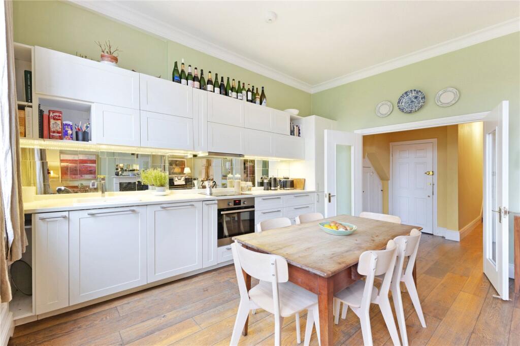 Kitchen/Dining