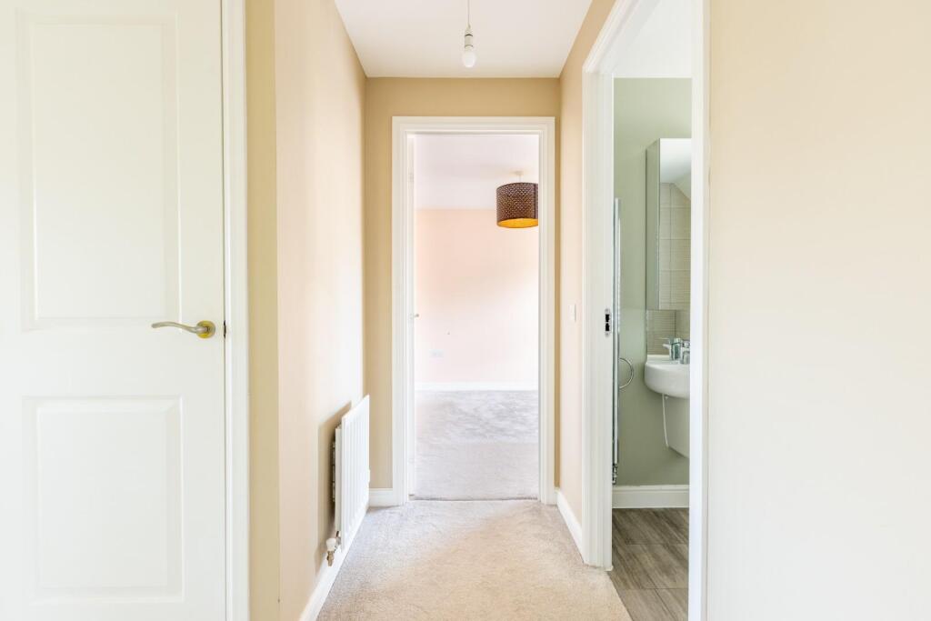 15 Packer Way, BS16-18.jpg