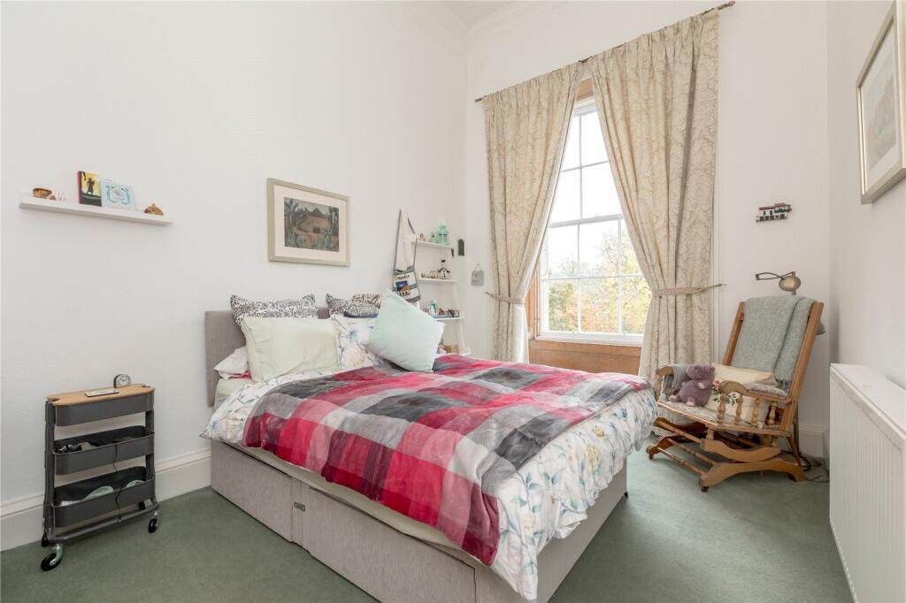 Drummond Place 17
